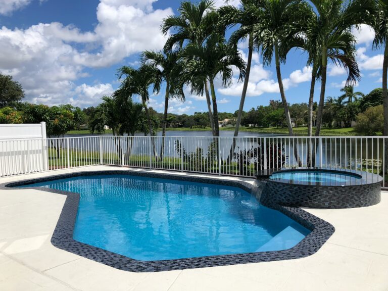 gunite vs fiberglass pool in miami